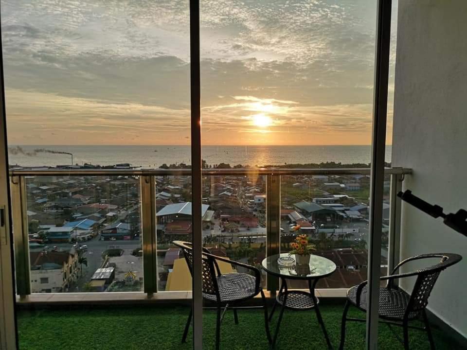 Sekinchan Seaview Homestay 7 High View 外观 照片